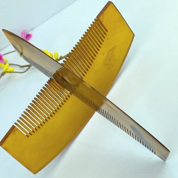 Origin Japanese handmade Celluloid Geshi hair combs set of two 38g GS615